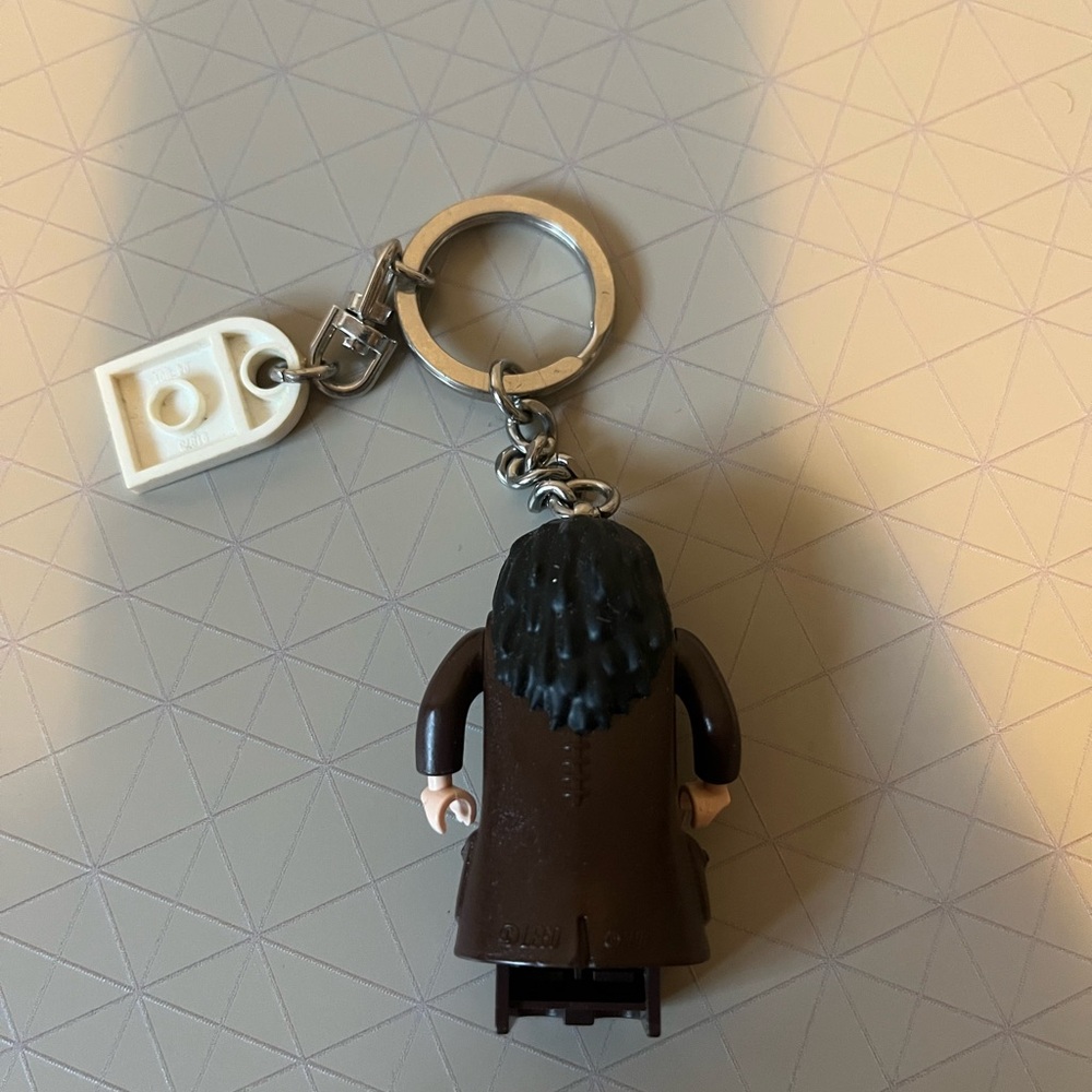 LEGO Hagrid Keychain - Picture 2 of 2